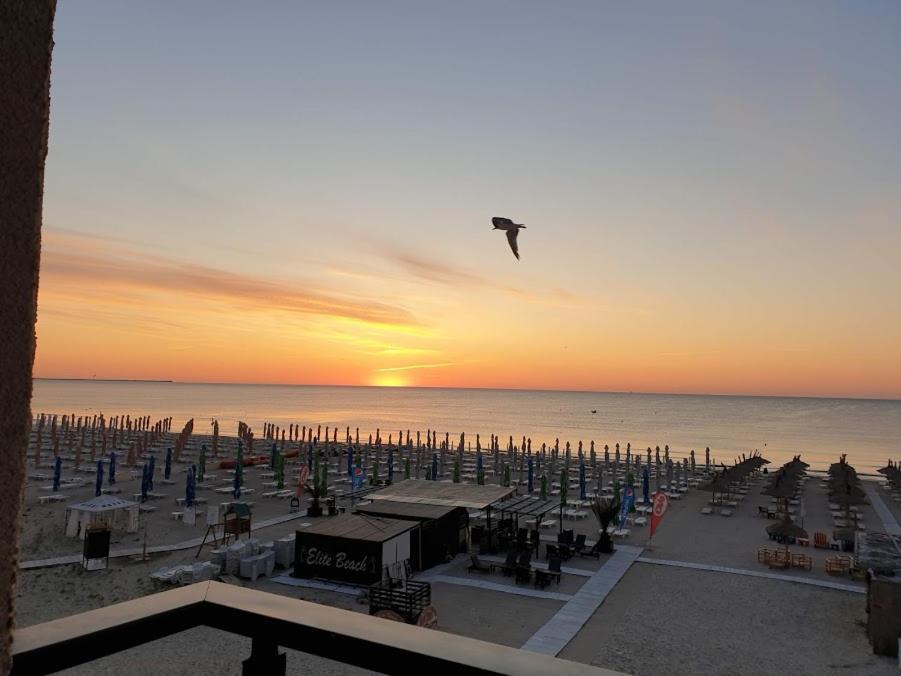 Beach Rooms Roberta Mamaia Exteriér fotografie